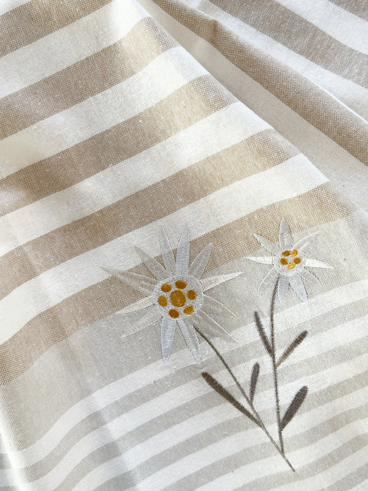 Landlust "Country" Alpine Daisy
